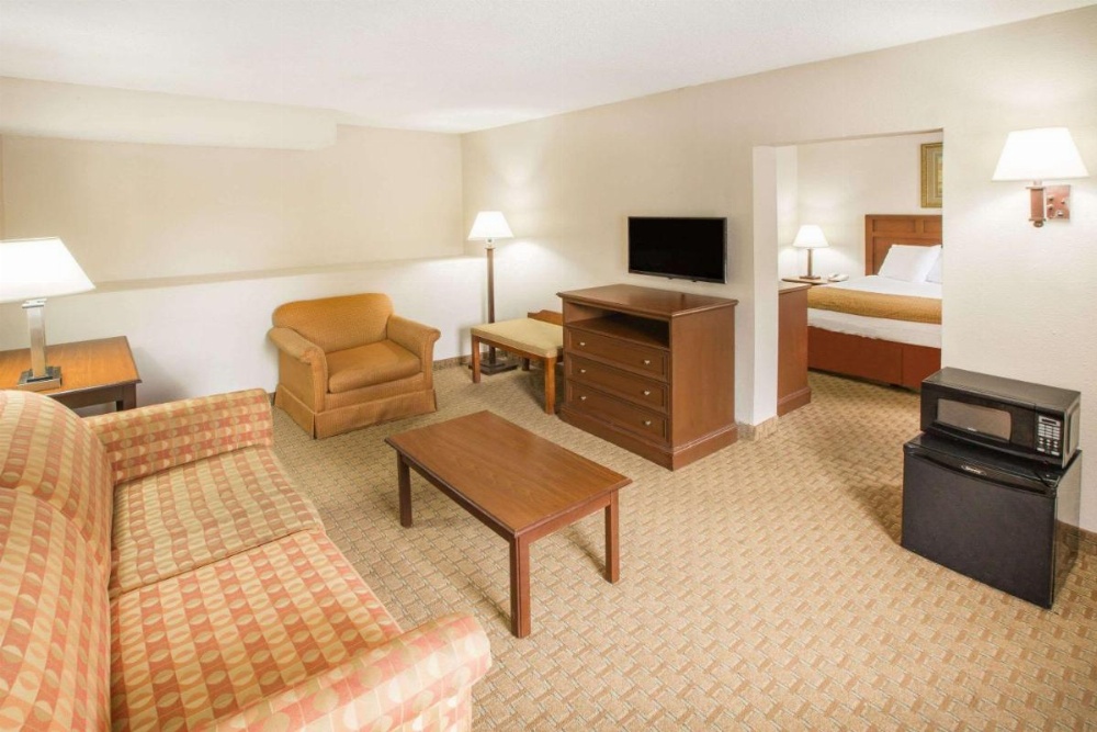 Baymont by Wyndham Mobile/ I-65
