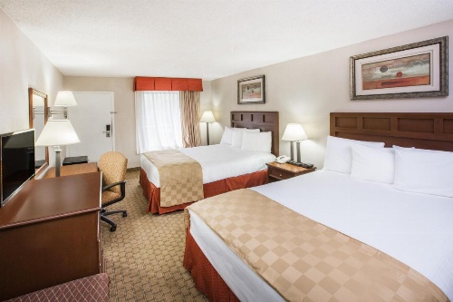 Baymont by Wyndham Mobile/ I-65 image 25