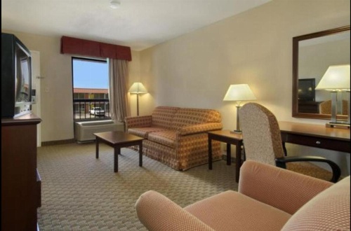 Baymont by Wyndham Mobile/ I-65 image 34