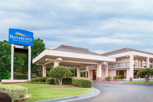 Baymont by Wyndham Mobile/ I-65 image 39